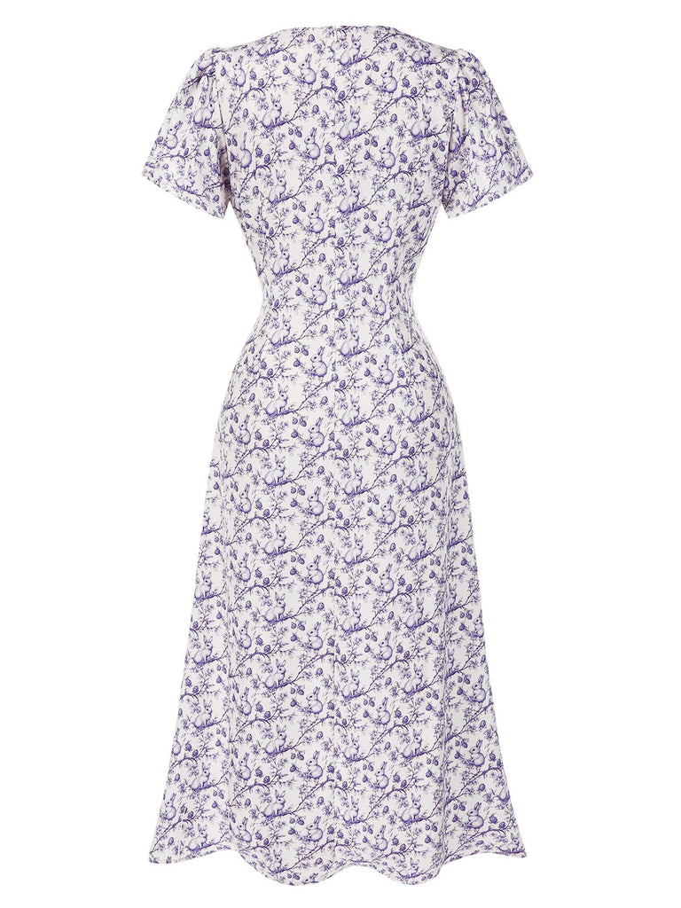Lila 1930er Geblümtes V-Ausschnitt-Knopfkleid