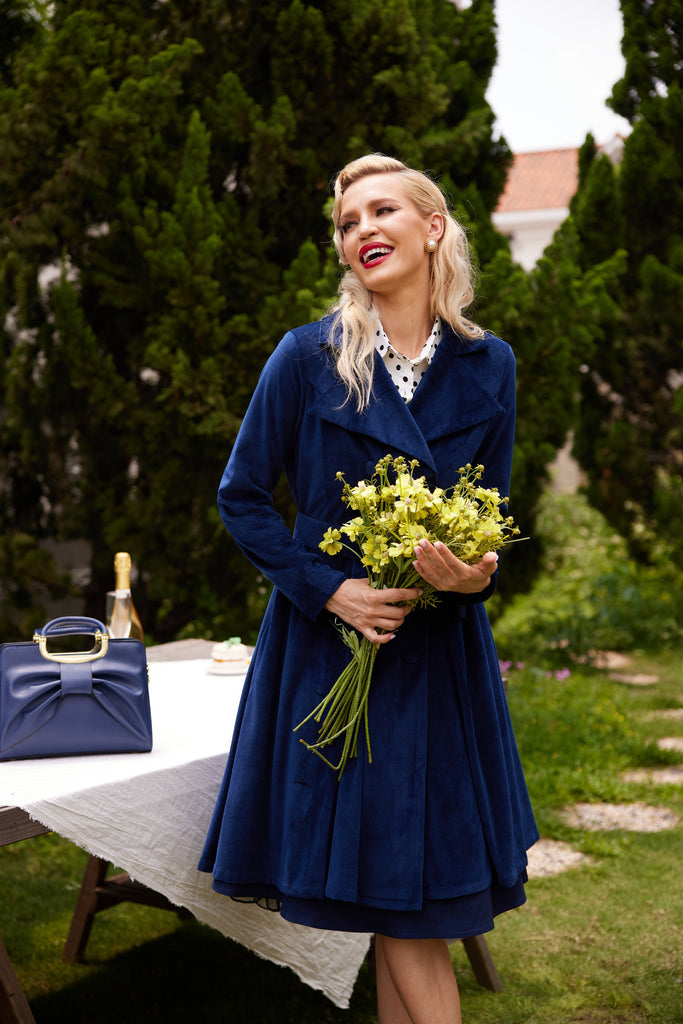 Marineblau 1950er Samt Lang Mantel