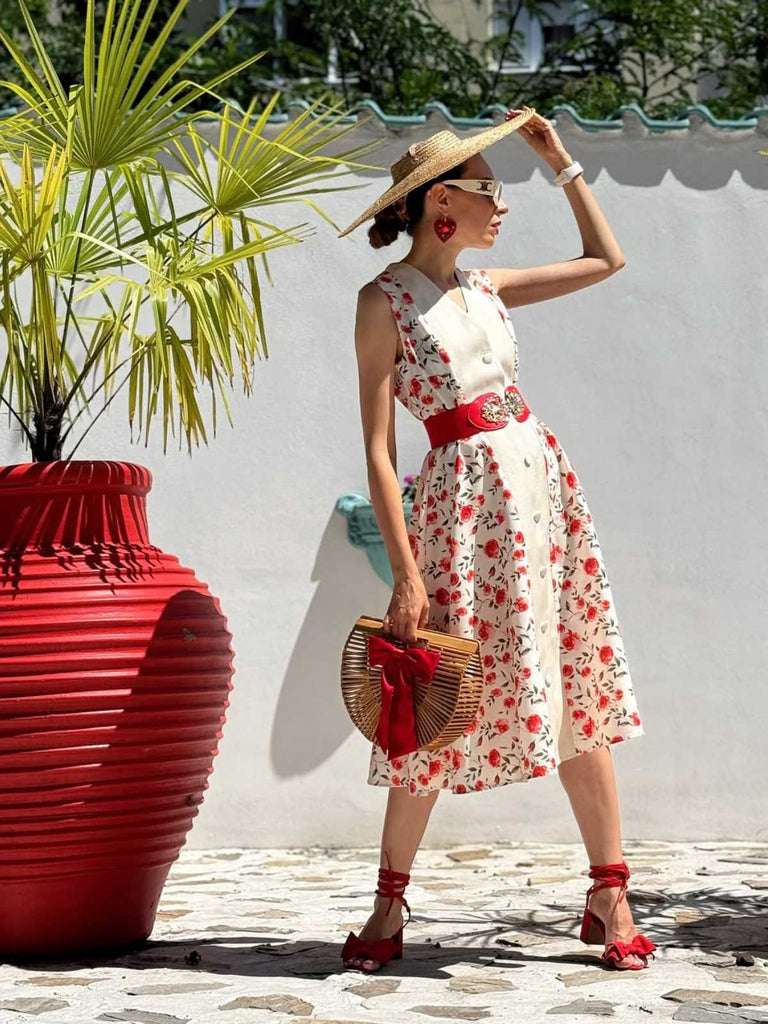 Beige & Rot 1950er Malerei Roses Gürtel Kleid