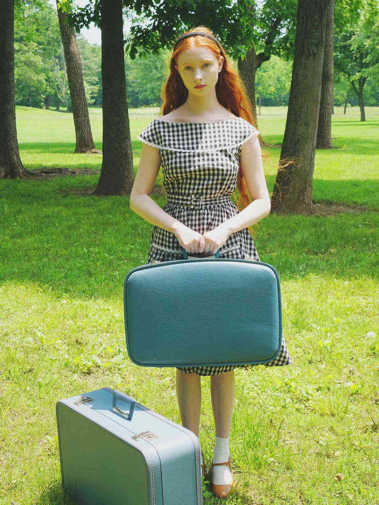Schwarz 1950er Gingham Plaid Spitze Trim Gürtel Kleid
