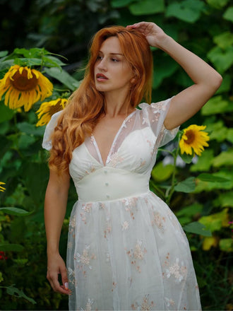 Weiß 1950er Tief V-Ausschnitt Besticktes Blumen Kleid