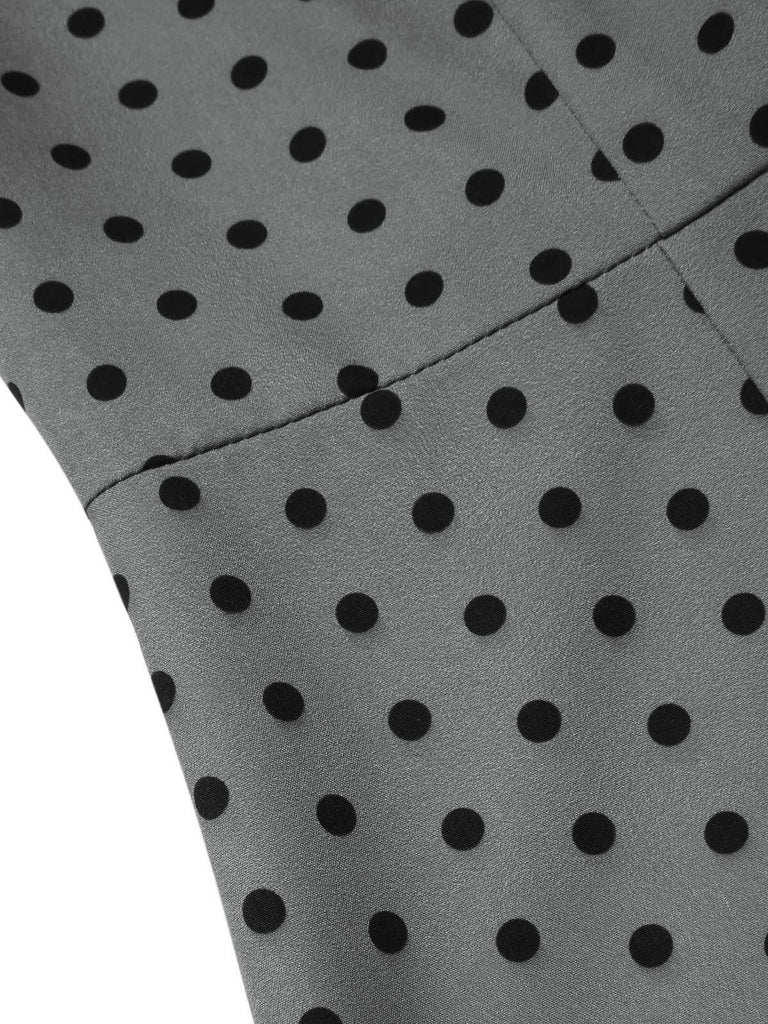 Grau 1960er Bootskragen Tupfen Bleistift Kleid