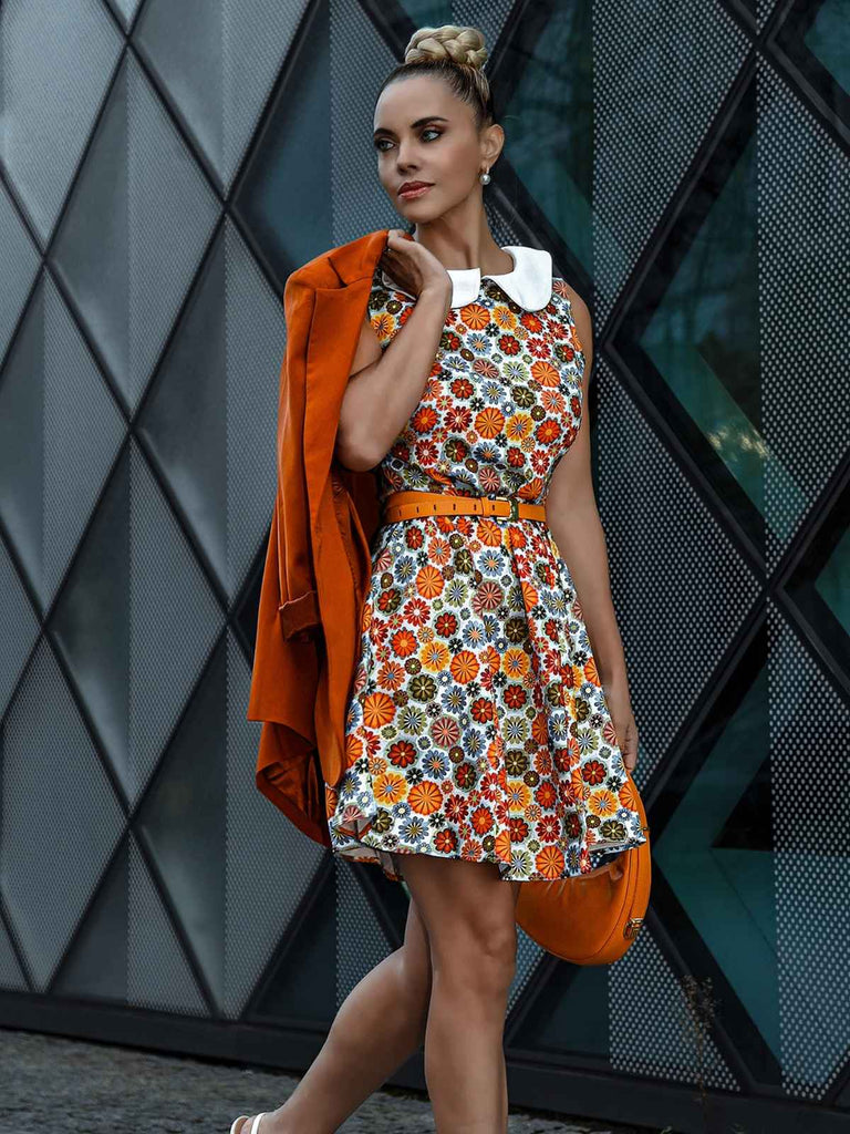 Orange 1960er Gänseblümchen Peter Pan Kragen Kleid