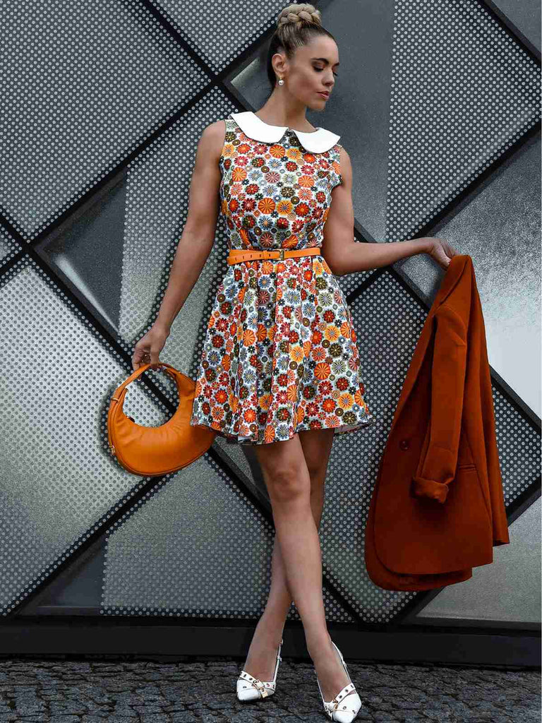 Orange 1960er Gänseblümchen Peter Pan Kragen Kleid