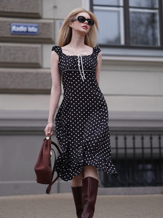 1940er Quadratischer Hals Polka Dot Rüschen Kleid