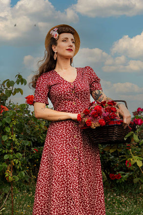 Weinrot 1940er V-Ausschnitt Ditsy Blumen Kleid