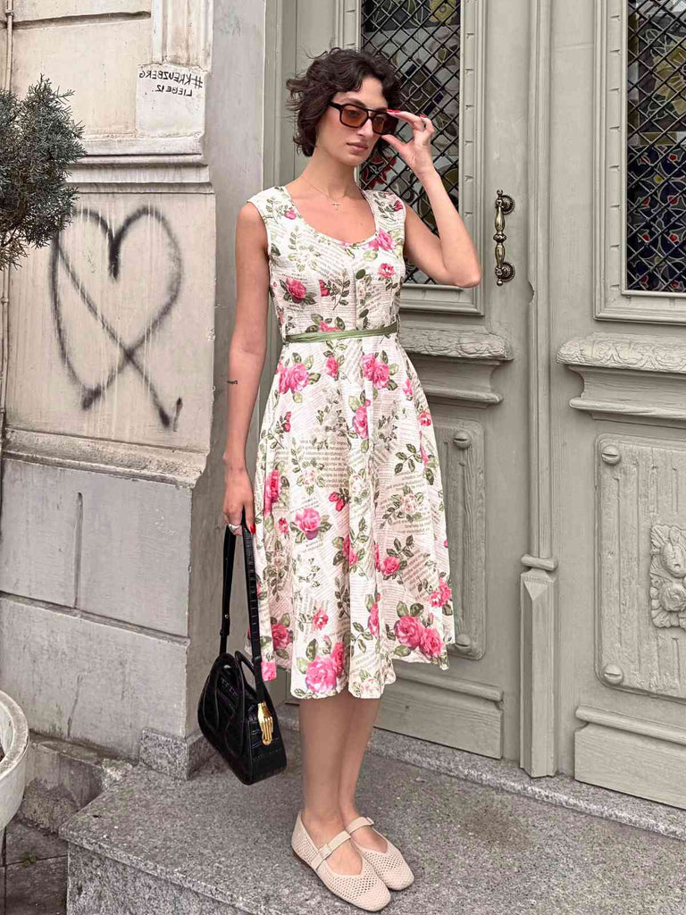 Multicolor 1950er Rose Bildhaft Gürtel Kleid