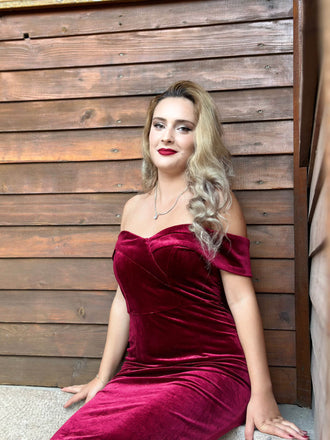 WEINROT SCHULTERFREI PENCIL KLEID