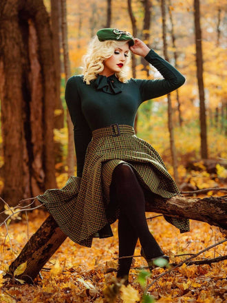 1950ER DUNKELGRÜNES KARIERTES STRICKKLEID