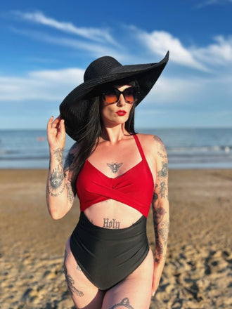 Rot & Schwarz 1940er Hohl Taillen Patchwork Badeanzug