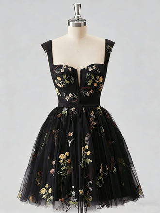 1970er Besticktes Blumen Spitze Mini Kleid