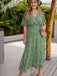 [Plus Size] Grünes 1950er Kleid mit V-Ausschnitt und kleinen Blättern