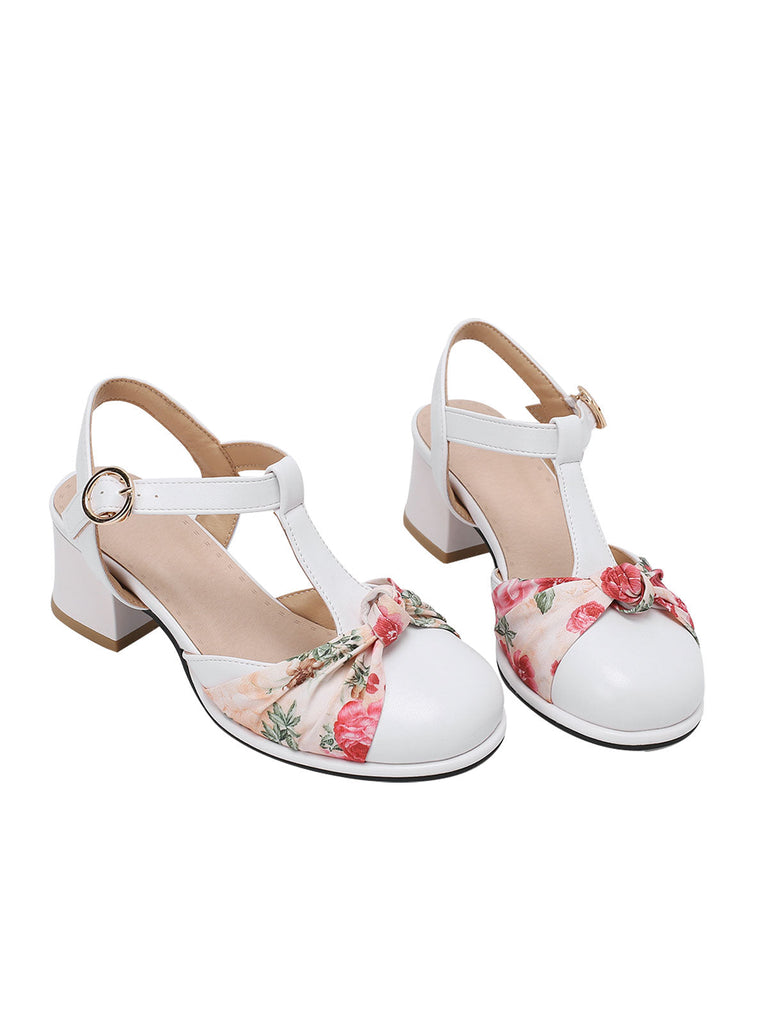 Vintage Schuhe mit Blumenmuster und T-Schnalle