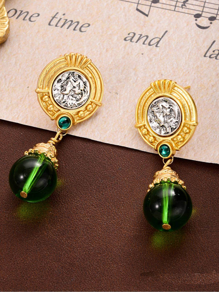 Dunkelgrüne Vintage Ohrringe im Römischen Stil